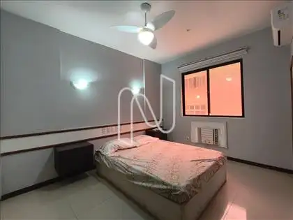 Quarto Amplo e Climatizado 