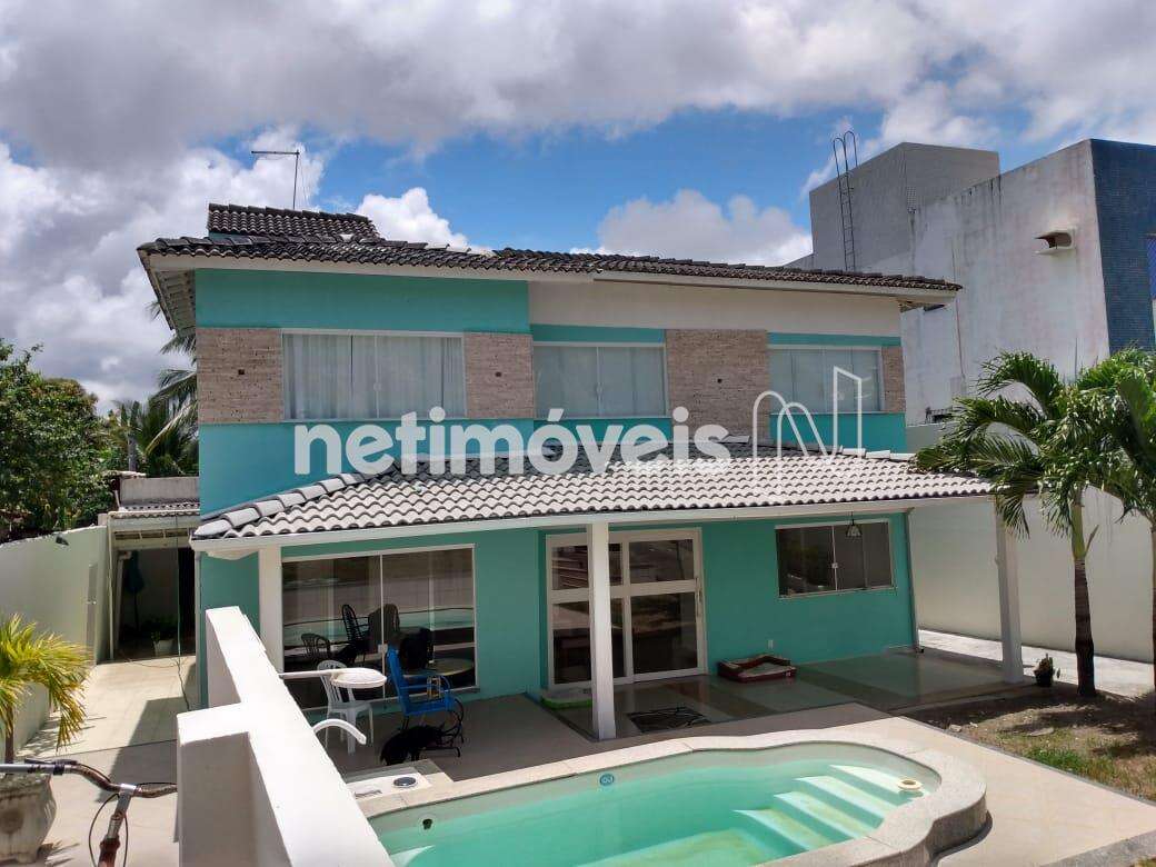 Fachada e Piscina 