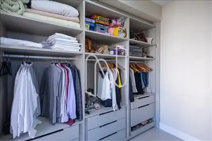  Closet 