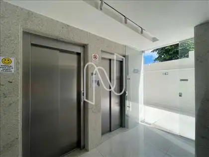 HALL DOS ELEVADORES