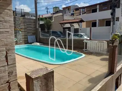  Piscina 