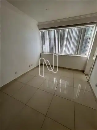 Salas do prédio   