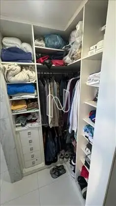  Closet