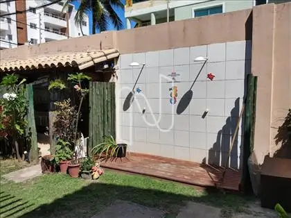  Chuveiros utilitarios