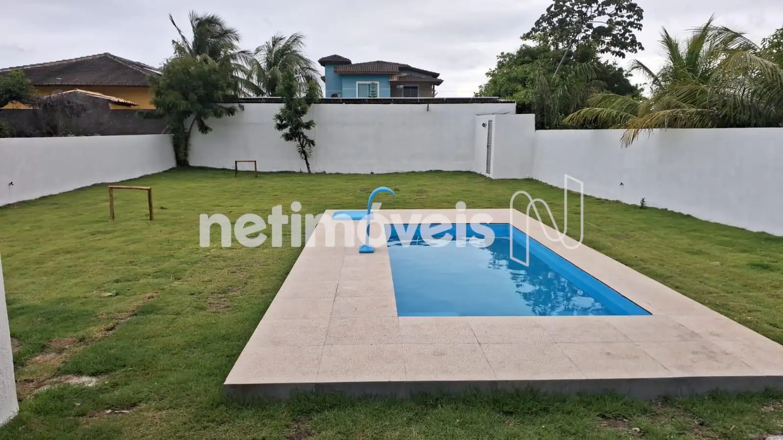  Piscina