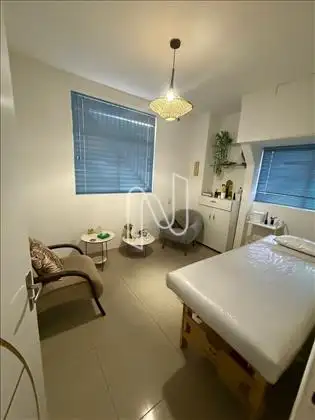 Sala com 2 ar condicionado 