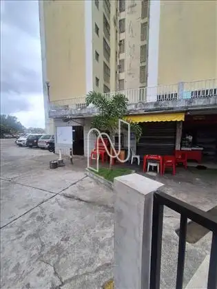 Mercearia inclusa no condomínio  