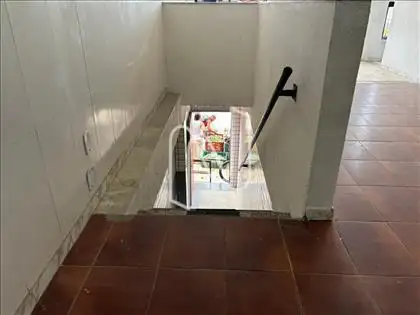 Acesso ao pavimento 1 