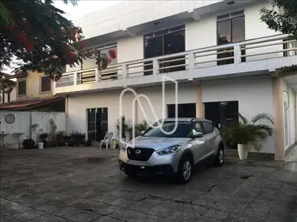  Fachada  