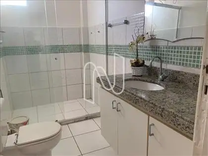  Banheiro - andar superior 