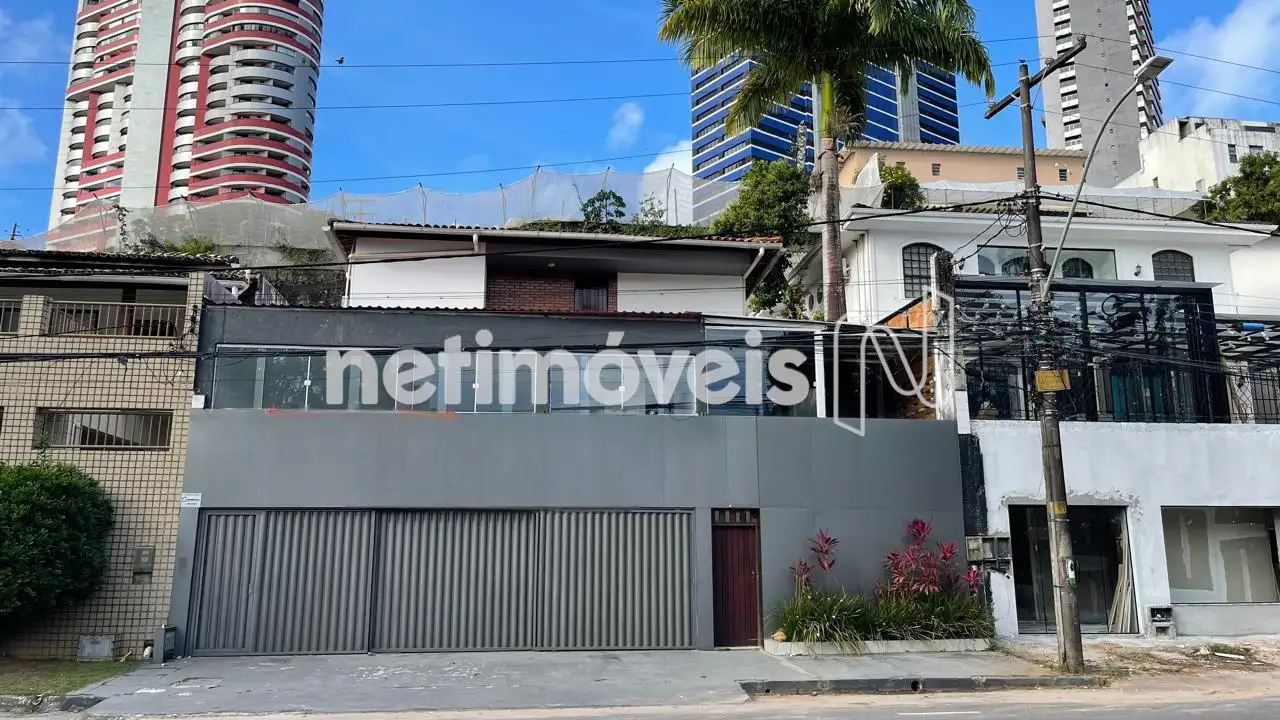  Fachada