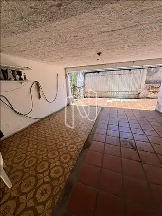  Garagem
