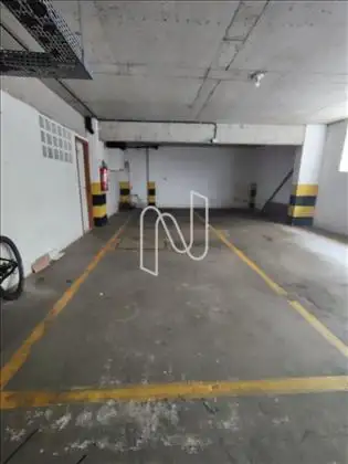  Garagem