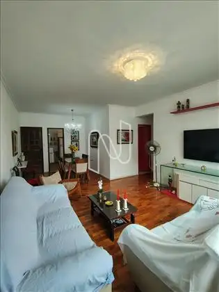  Sala de estar e jantar