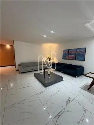  Hall social