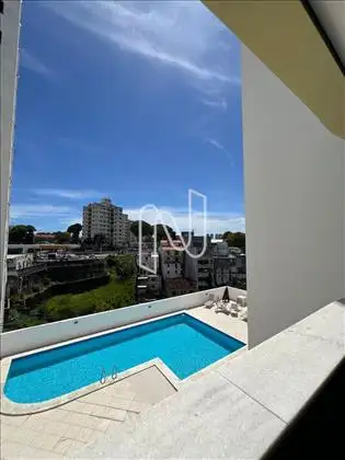  Vista para piscina