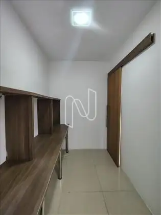 Sala com bancada