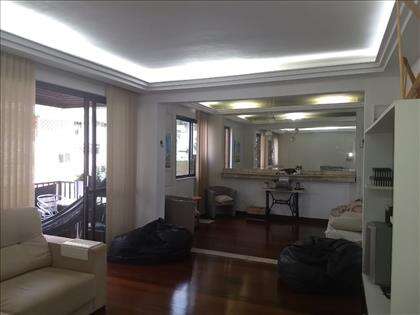 living com varanda e sala de estar