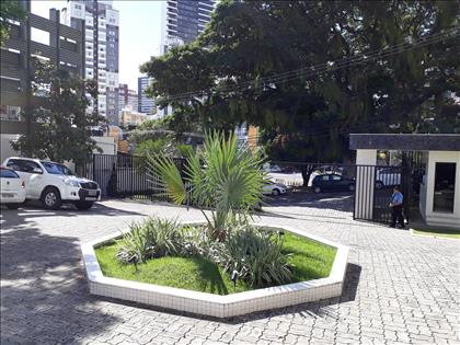 ÁREA EXTERNA