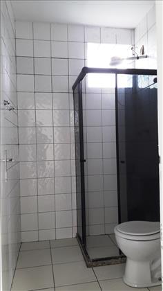 BANHEIRO COM PORTA BLINDEX