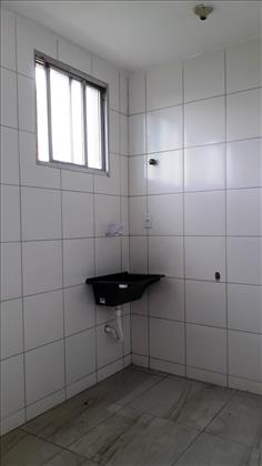 COZINHA E ÁREA DE SERVIÇO