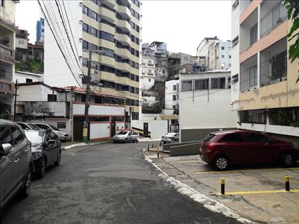 rua de acesso ao prédio