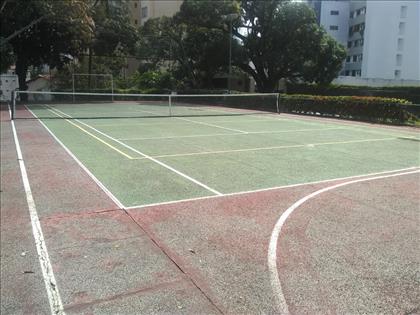 QUADRA DE TÊNIS