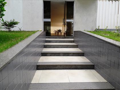 Entrada de acesso ao prédio
