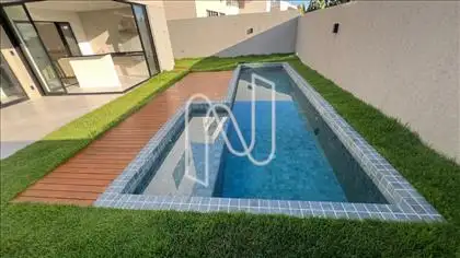  Piscina 