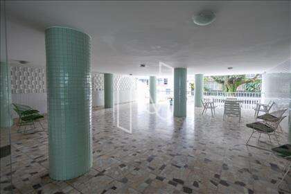Hall social