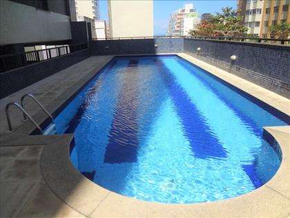 Piscina com raia