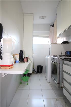 Cozinha com armários