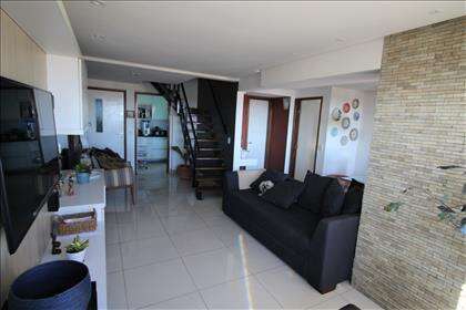 Sala e acesso à cobertura