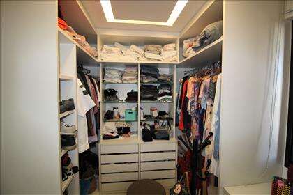 Closet suite master