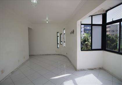 Sala com varanda conjugada