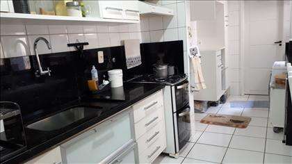 Cozinha e área de serviço