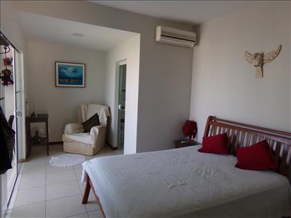 QUARTO II COM SUÍTE, VARANDA E CLOSET