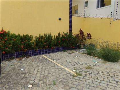 VAGAS DE ESTACIONAMENTO
