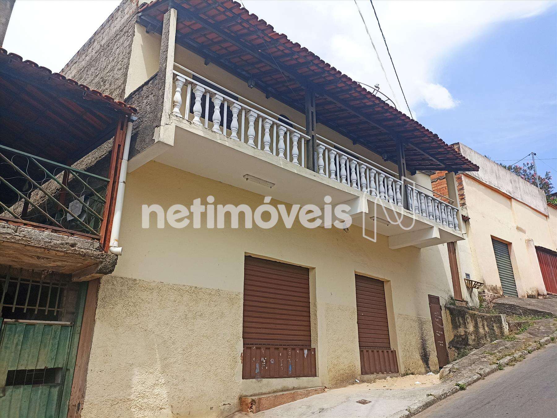 Casa para comprar com 360 m², 3 quartos, 1 banheiro, 2 vagas em Dom Silvério, Belo Horizonte