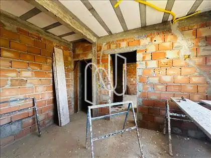 Quarto solteiro (semi-suíte)