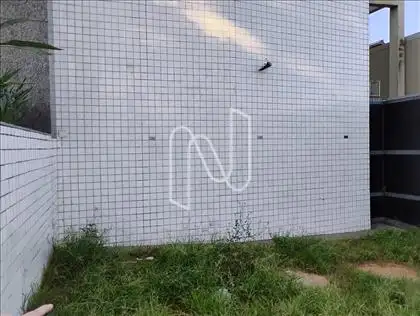 VAGA DE GARAGEM EXTERNA